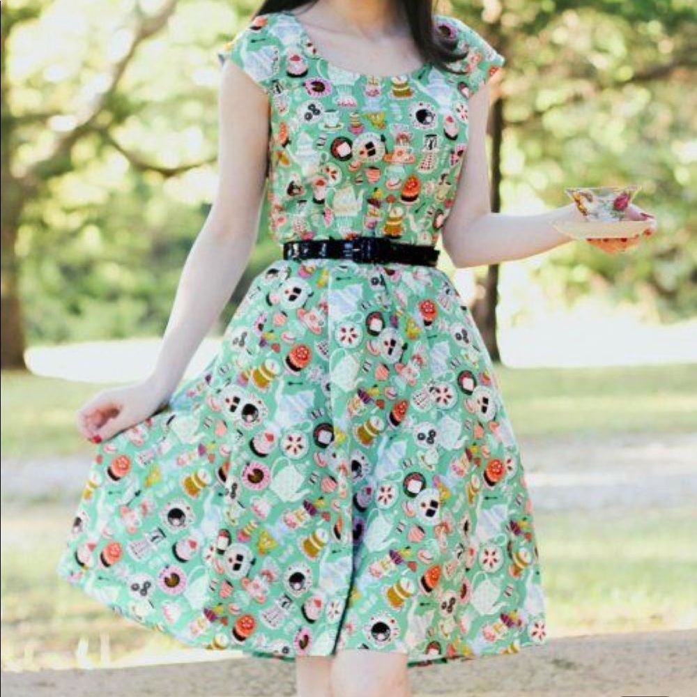 4x Retrolicious Tea Party Dress EUC